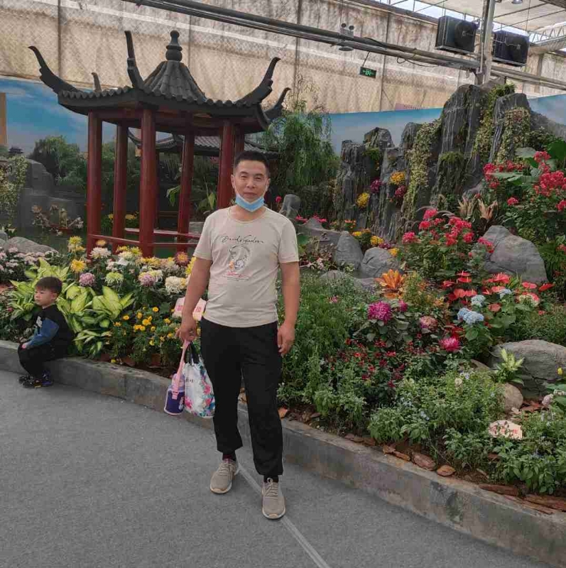 受伤的痴情男的第一张照片--济南蓝颜知己交友网